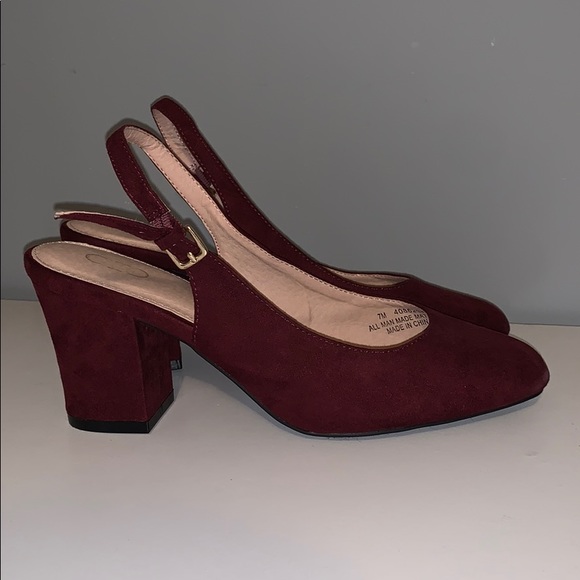 Cato heels! - Picture 1 of 2